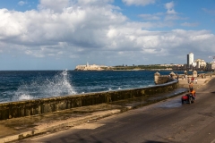 Havanna_Brandung am Malecón