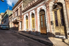 Santiago_de_Cuba_Strassenszene
