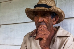 Viñales_Tabakbauer mit Zigarre